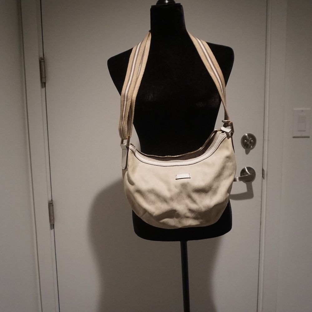 Resort Gucci Hobo purse